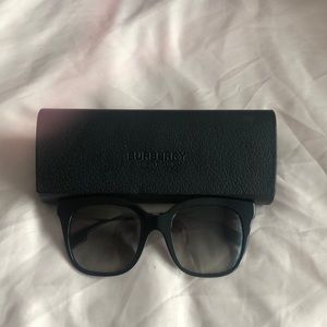 Burberry sunglasses